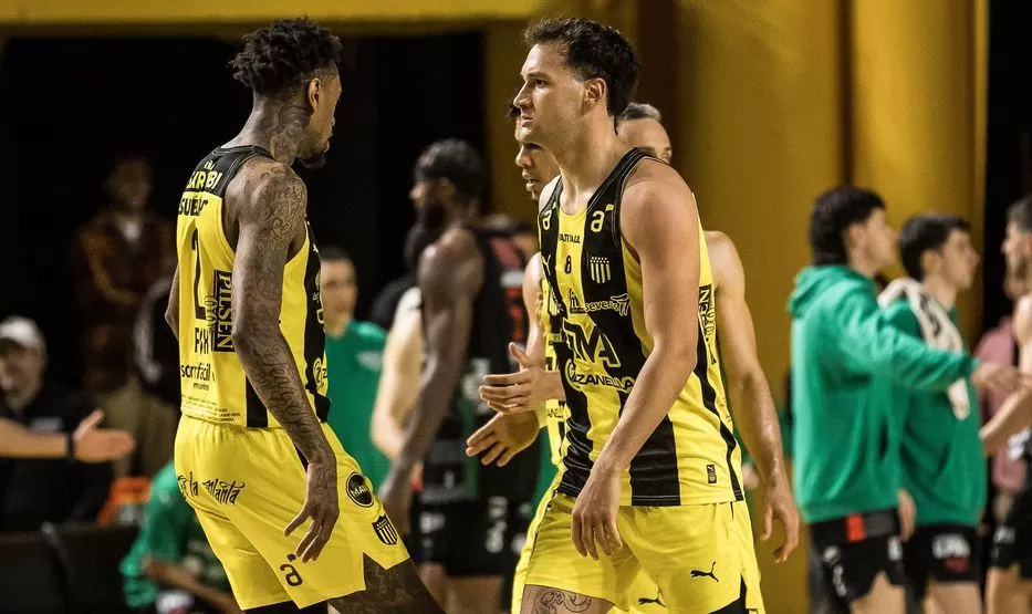 Imagen de Básquet: Peñarol venció a Aguada, Nacional ganó cómodo, Sporting agónicamente y hubo más