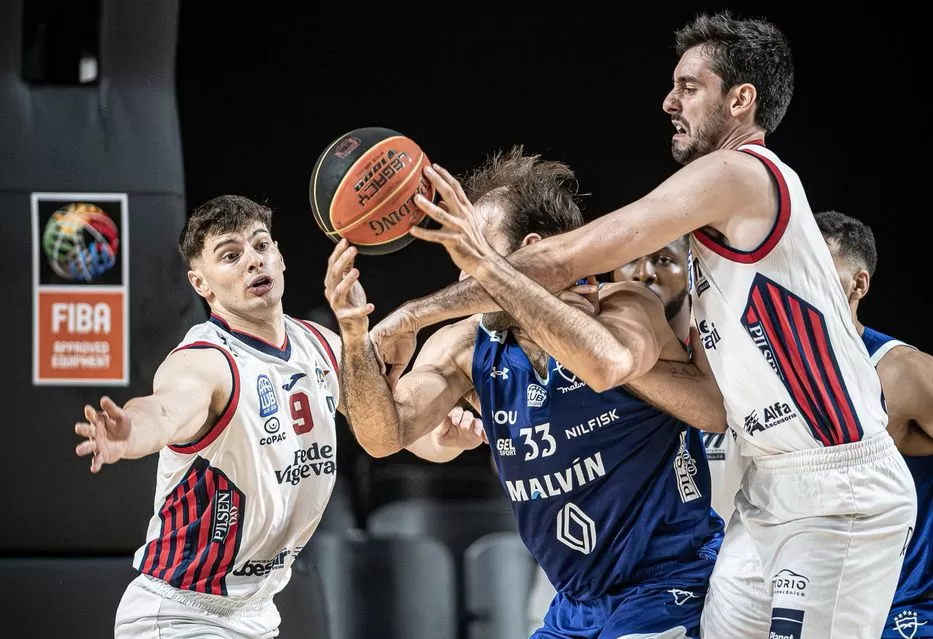 Imagen de Básquetbol: ¿Cómo se definen los seis clasificados a la Liguilla de la Liga Uruguaya?