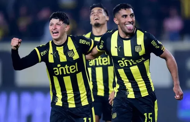 Imagen de Peñarol le ganó 2-1 a Central Español y, con un partido menos, recuperó la cima de la Tabla Anual