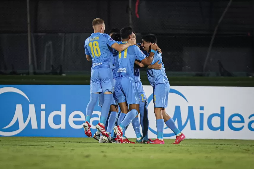 Imagen de Sudamericana: City Torque derrotó 1-0 a un apático Defensor Sporting y va a grupos